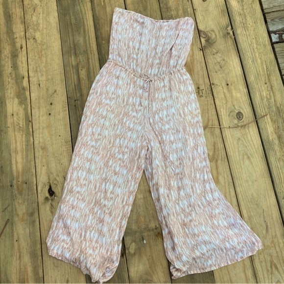Revolve x Blue life Bell Jumpsuit Strapless Romper size Medium Sandstone Color - Picture 6 of 8